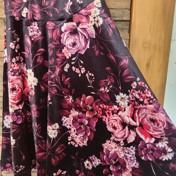 Halter Dress Fit & Flare XS - Picture 5 of 8